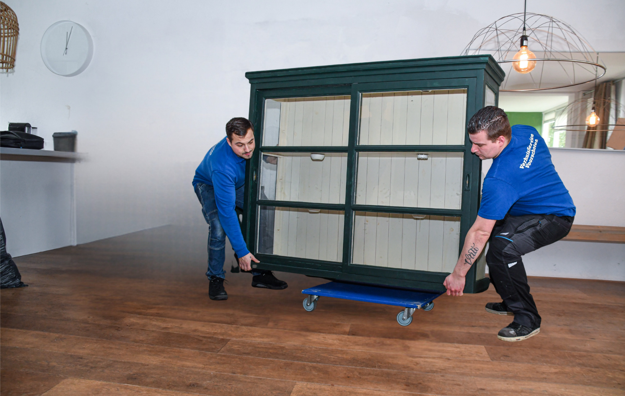 Werken als verhuizer transport en logisitek